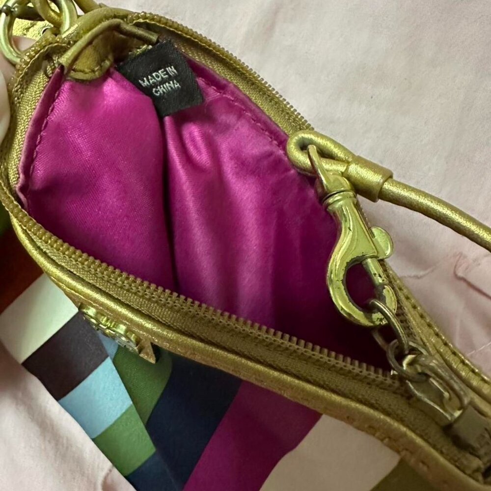 Vintage Coach Legacy Wristlet with gold trim. - Picture 7 of 8